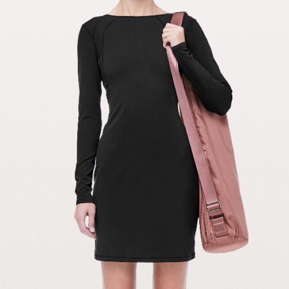 ➕ NWT lululemon contour dress long sleeve black - Picture 5 of 5